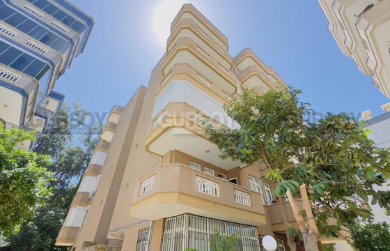 Срочная продажа! Просторная квартира 2+1 всего в 50 метрах от моря в Тосмуре в Турции - фото 10