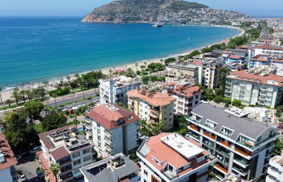 Просторная квартира 4+1 с видом на море всего в 50 метрах от пляжа, подходящая под получение Турецкого гражданства в Турции - фото 7