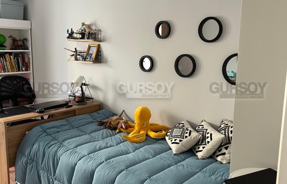 Меблированная трехкомнатная квартира в новом доме в центре Аланьи в Турции - фото 8