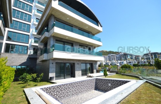 Эксклюзивная вилла в комплексе премиум-класса на первой береговой линии в Турции - фото 3