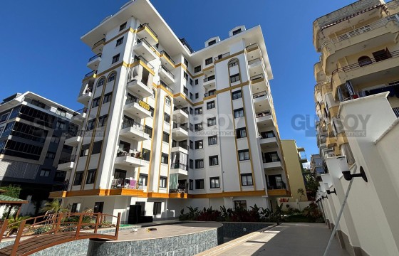 Квартира 1+1 в центре Аланьи с панорамным видом на море в Турции - фото 2