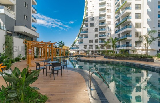 Инвестиционная 1+1 с панорамным видом на море в новом комплексе Махмутлара в Турции - фото 9