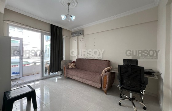 Готовая к проживанию 1+1 в популярном районе Махмутлар в Турции - фото 12