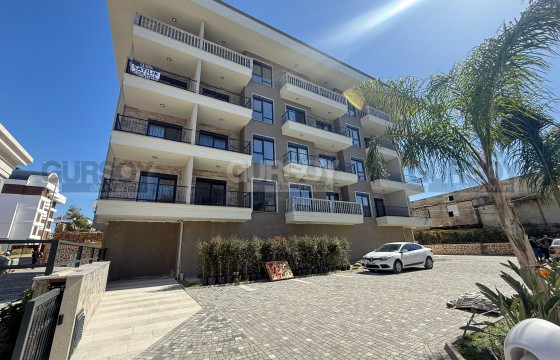 Светлая и просторная квартира 2+1 в районе ОБА в Турции - фото 10