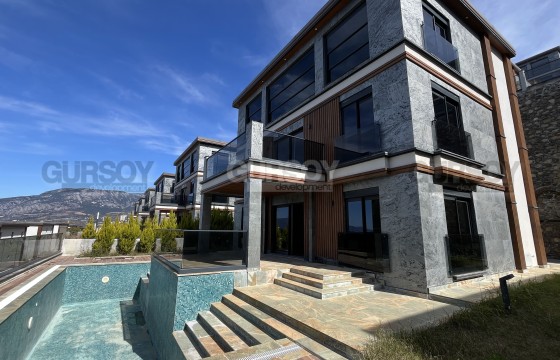 Роскошная вилла 4+1 на побережье Алании в Турции - фото 11