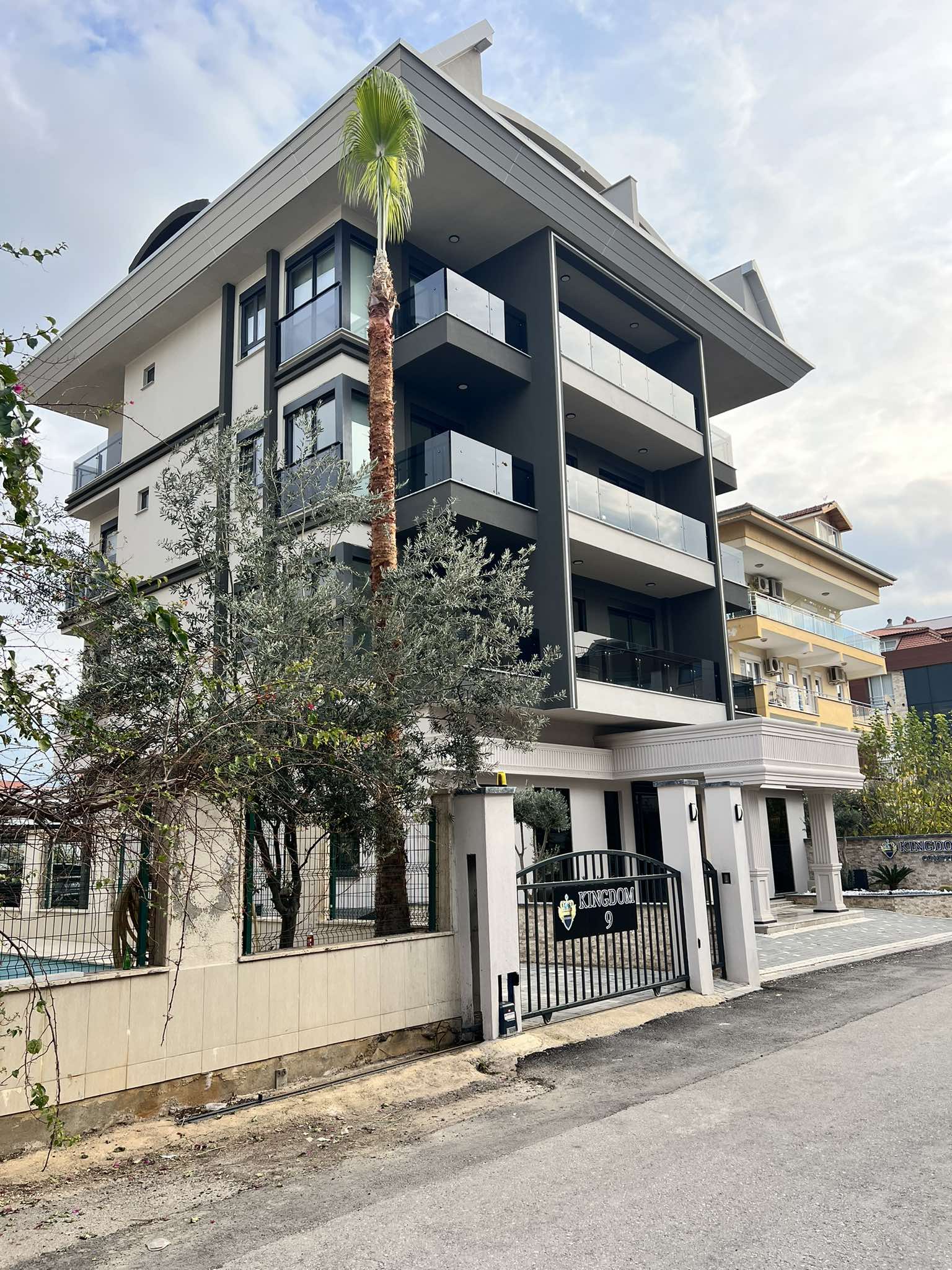 Меблированный пентхаус 2+1 в новом комплексе в Обе недалеко от моря по выгодной цене в Турции - фото 4