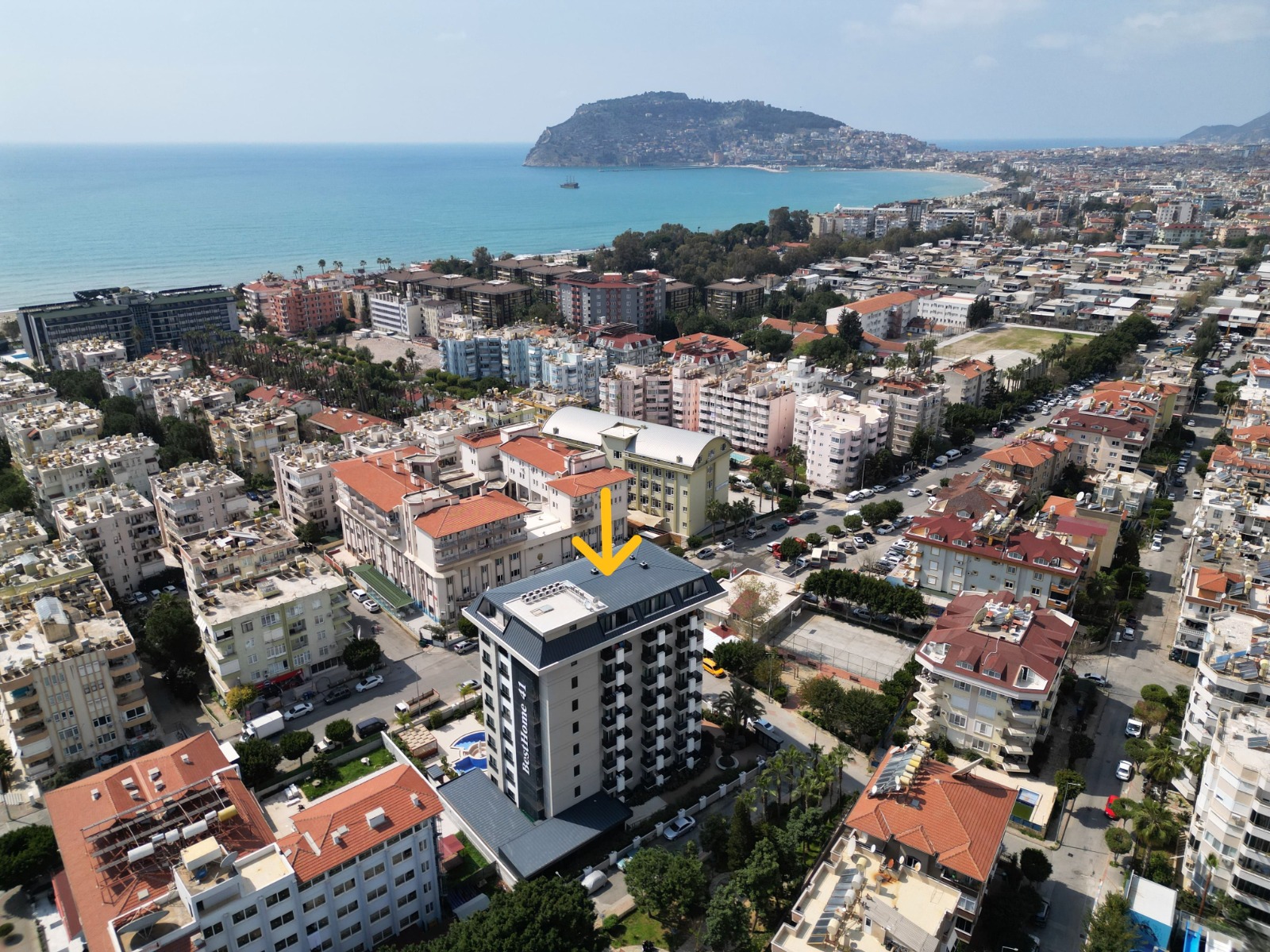 Стильная меблированная квартира 2+1 в элитном комплексе возле моря в центре Алании в Турции - фото 3