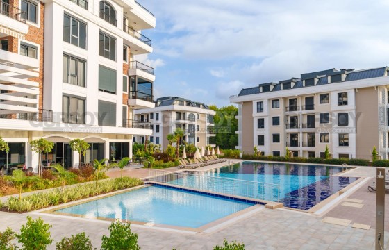 Просторная квартира 3+1 в современном комплексе в районе Oбa в Турции - фото 3