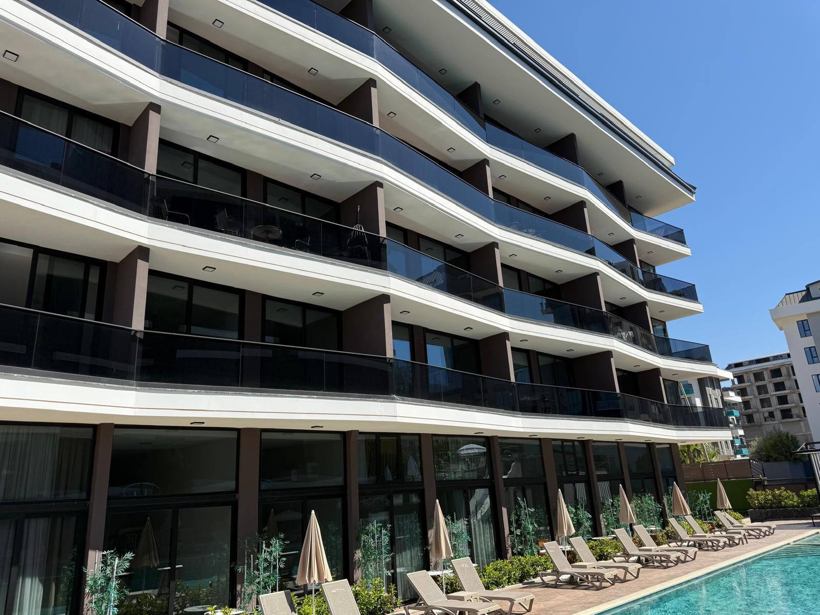 Просторная квартира 1+1 в новом комплексе с полной инфраструктурой в центре Алании в Турции - фото 3