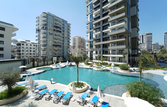 Просторная меблированная квартира 1+1 в районе Махмутлар в Турции - фото 2