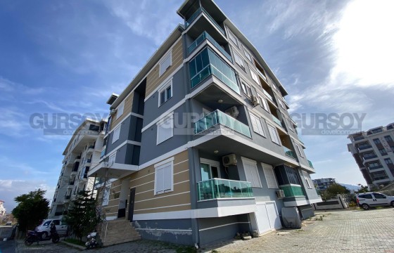 Уютная квартира планировкой 1+1 с видом на горы в районе Газипаша в Турции - фото 2