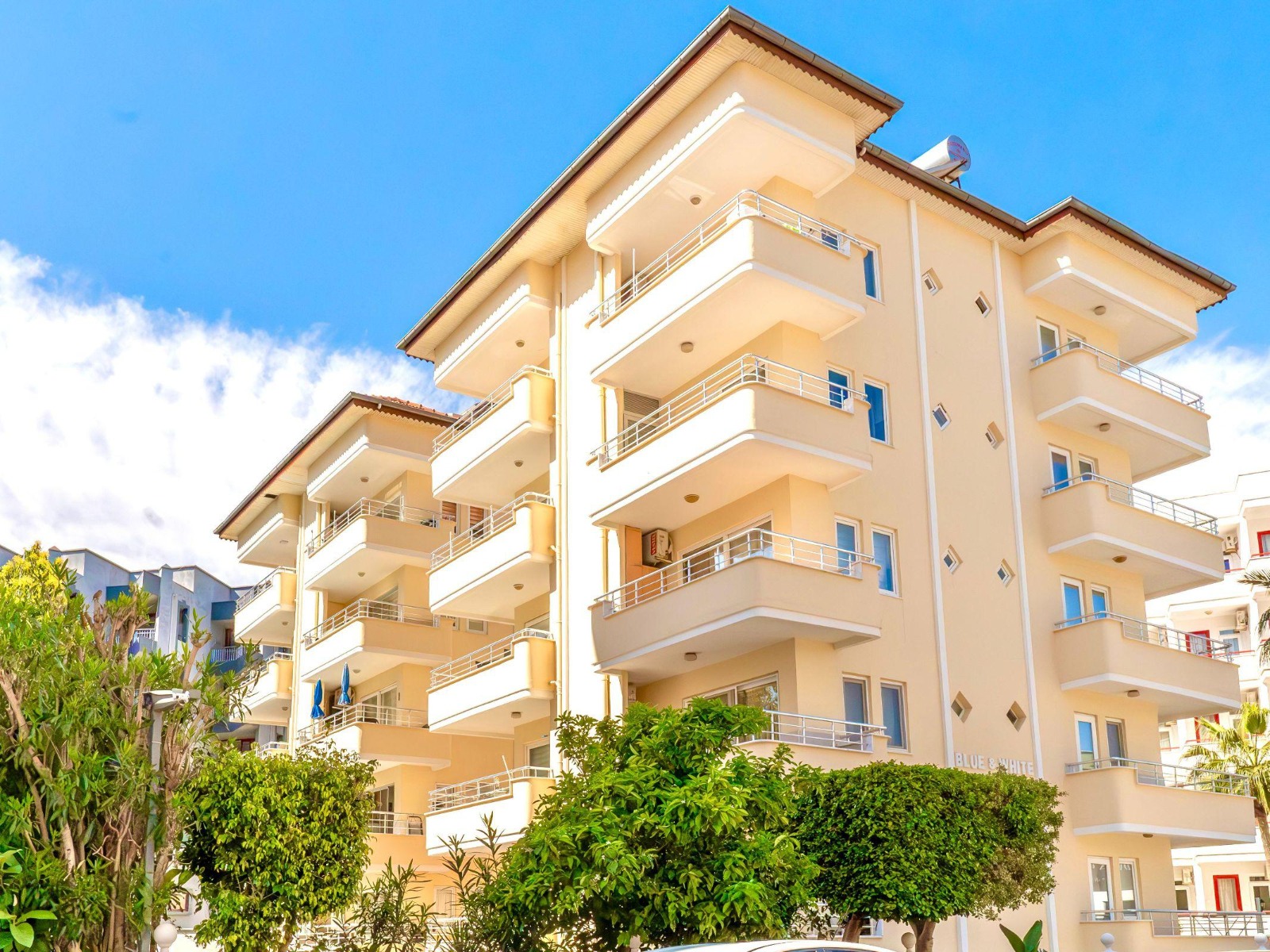 Квартира 1+1 всего в 50 м от моря в Обе в Турции - фото 2