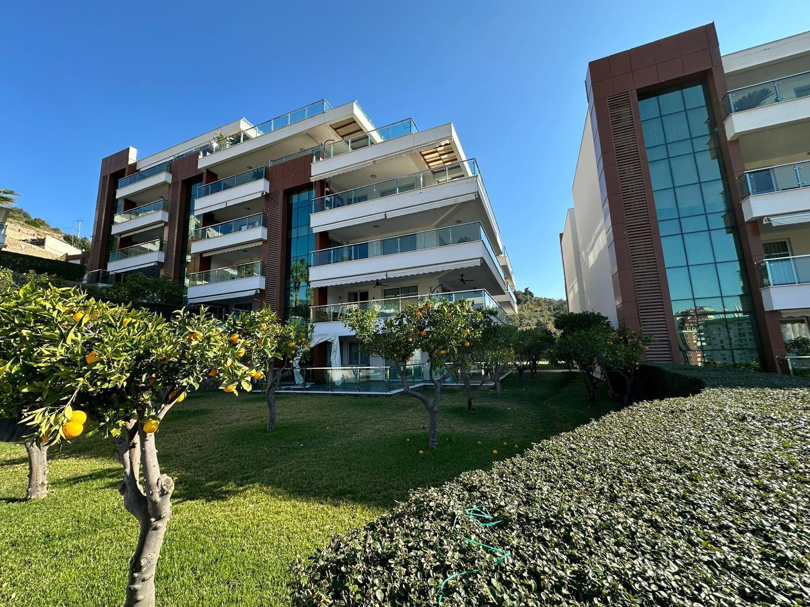 Просторная квартира 1+1 в известном комплексе с полной инфраструктурой в Турции - фото 3