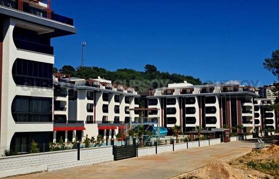 Квартира 2+1 в новом комплексе в окружении соснового леса, Авсаллар в Турции - фото 2