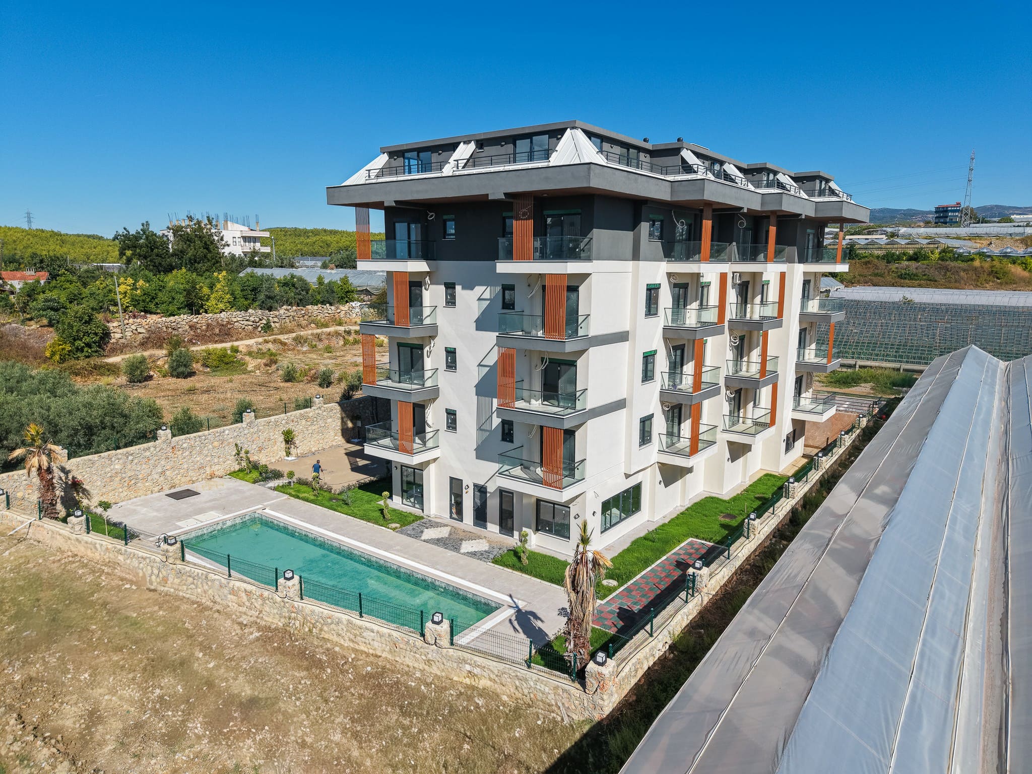 Просторная квартира 1+1 в современном жилом комплексе в районе Паяллар в Турции - фото 2