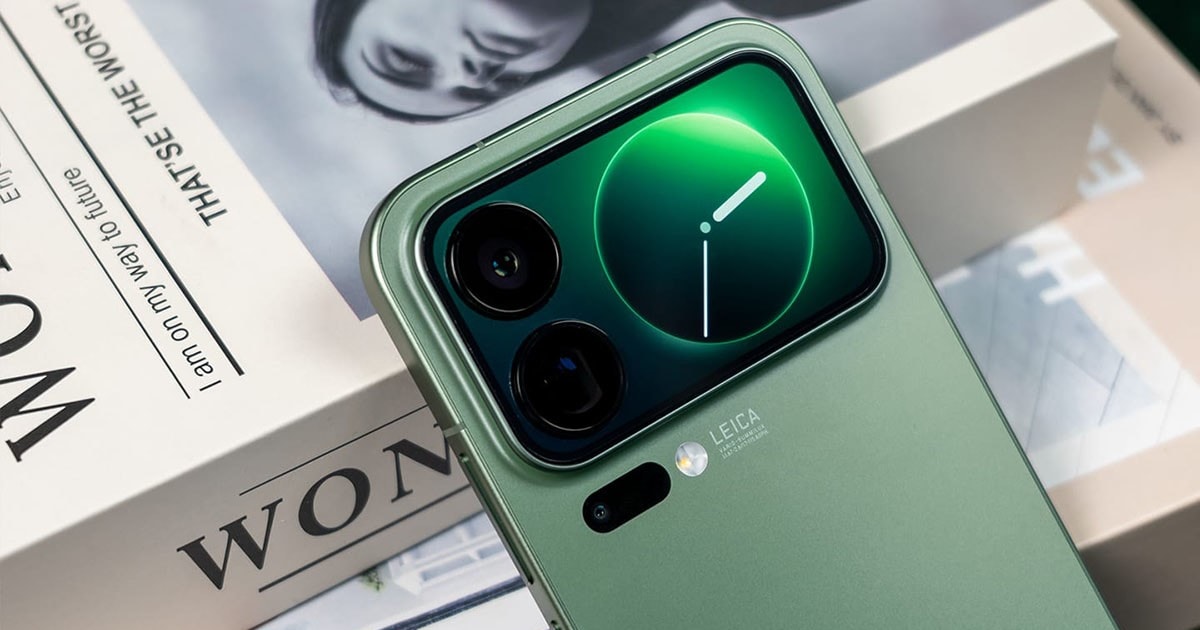 Xiaomi 18 Pro: камера 200 Мп и батарея 7000 мАч — что известно