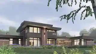 Дом с баней и гаражом на небольшом участке