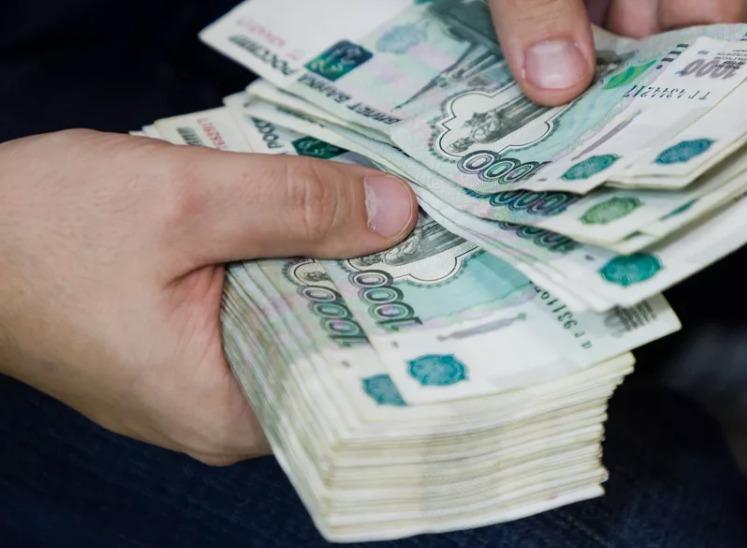 В Новосибирской области самую большую зарплату предлагают менеджерам, инженерам и курьерам