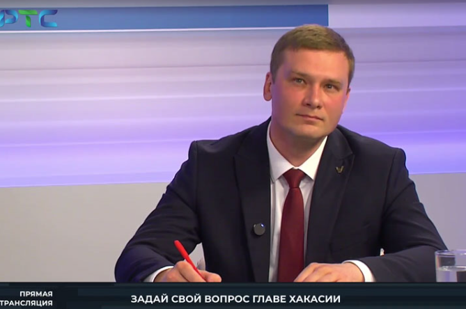Глава Хакасии Валентин Коновалов не исключил своего участия в выборах в Государственную Думу