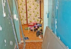 Житель Саяногорска пытался убить 14-летнего пасынка табуретом