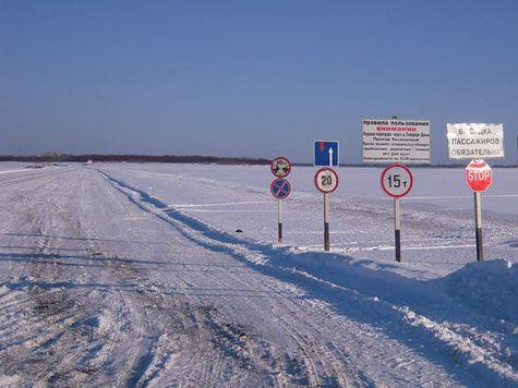 В Томской области дорожники готовят к открытию 28 ледовых переправ 