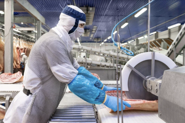 Субпродуктами Кудряшовского мясокомбината под Новосибирском заинтересовался Китай