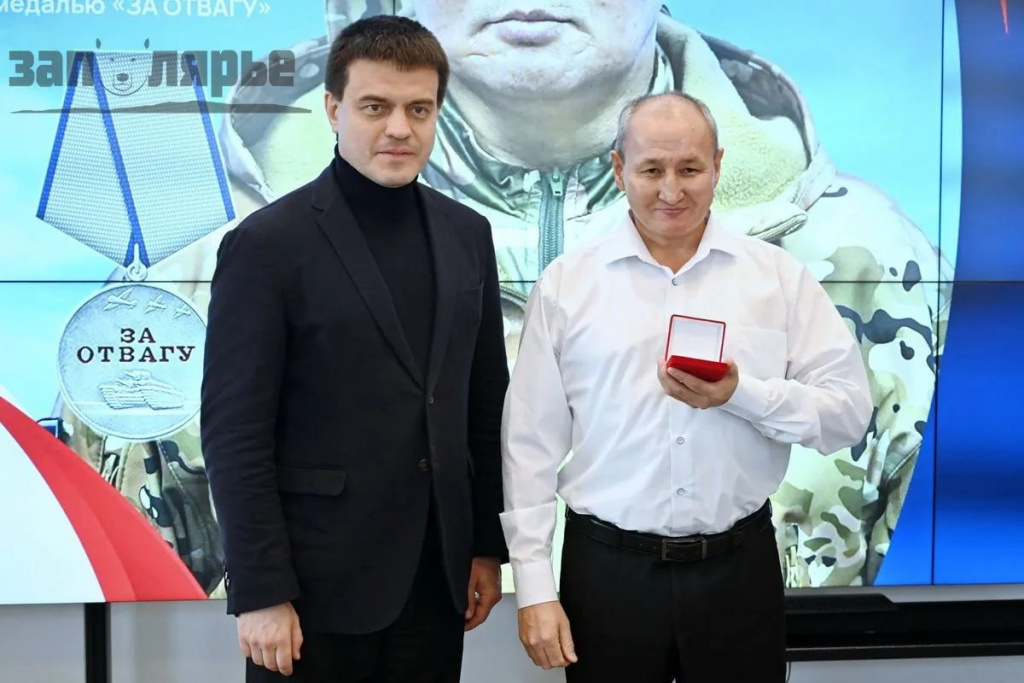 Михаил Котюков и жительница Норильска