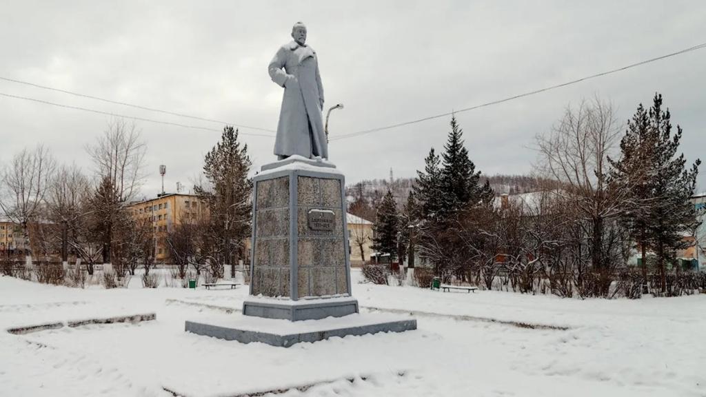 История Сорска Памятник Феликсу Дзержинскому