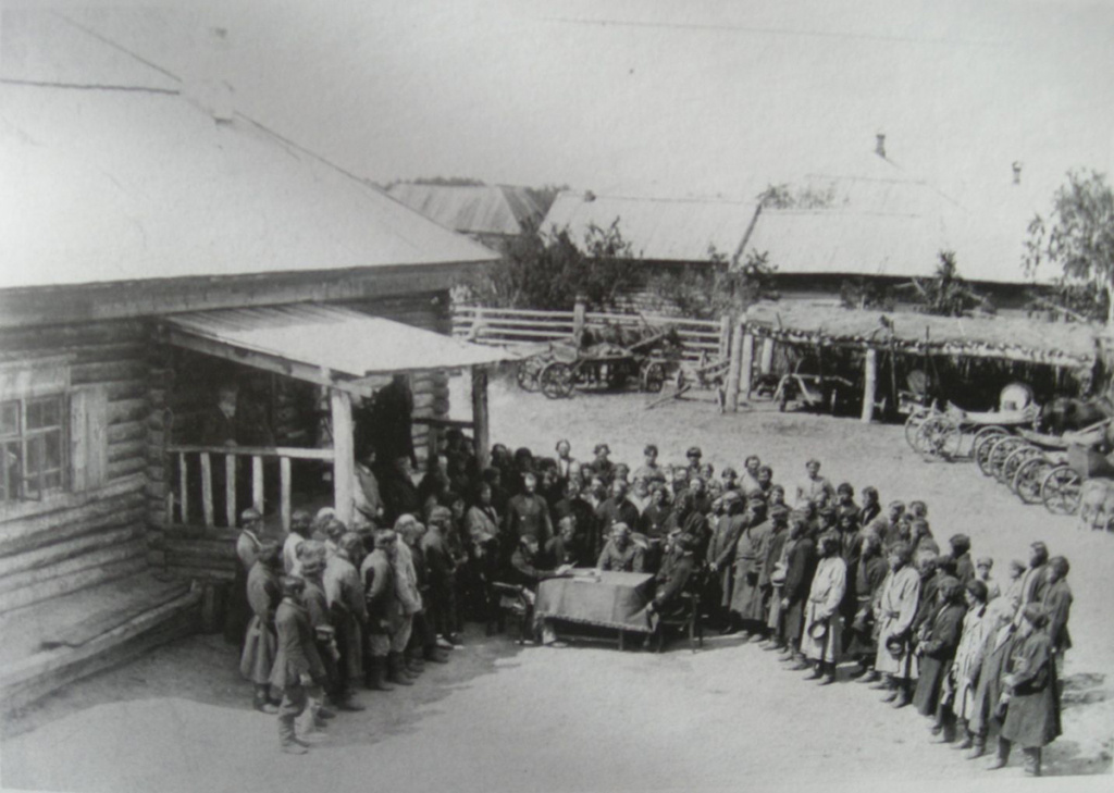 6 чиновники.jpg