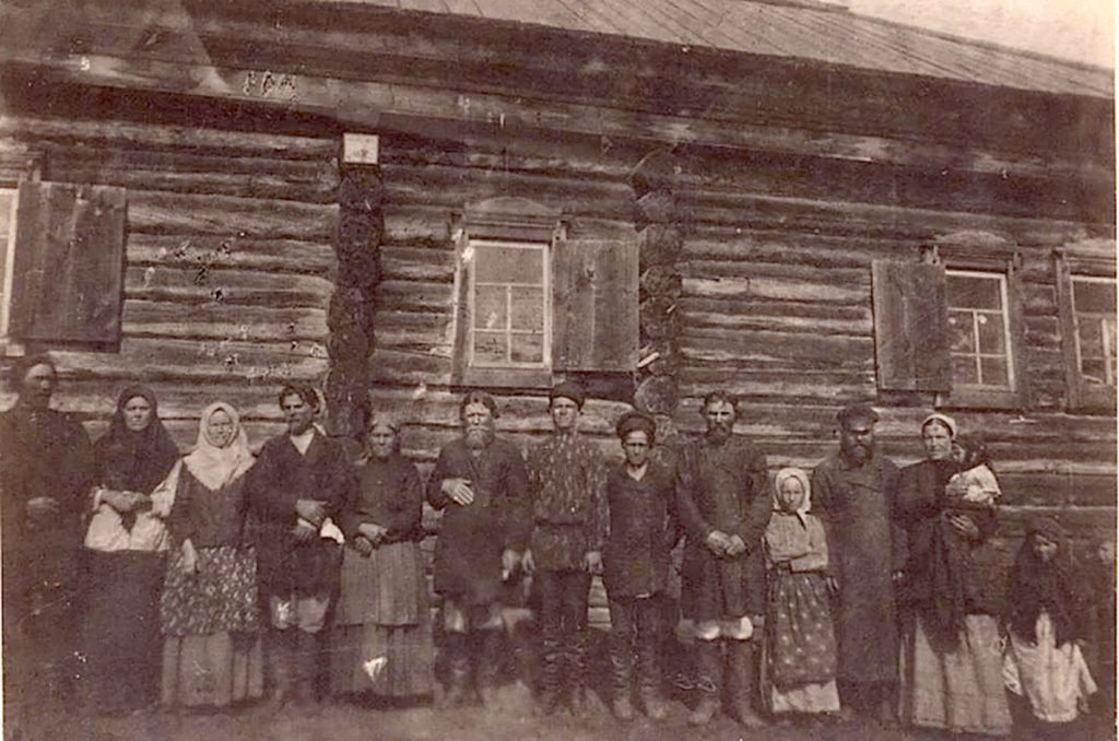 2 крестьяне.png