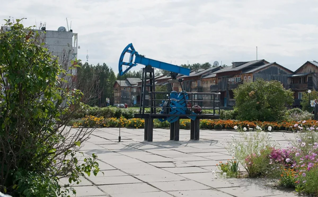 Памятник нефтяной качалке