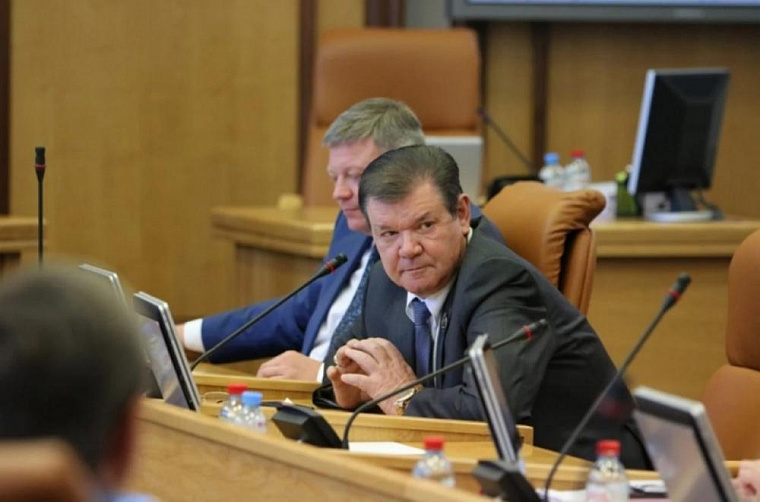 Силовики УФСБ задержали гендиректора крупной строительной компании «Сибиряк» Владимира Егорова
