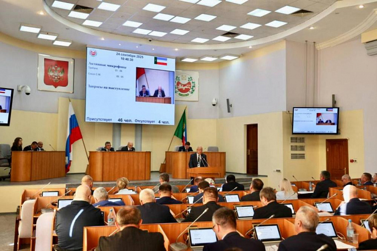 Верховный совет Хакасии не стал повторно рассматривать закон о муниципальной реформе, который не подписал и вернул губернатор