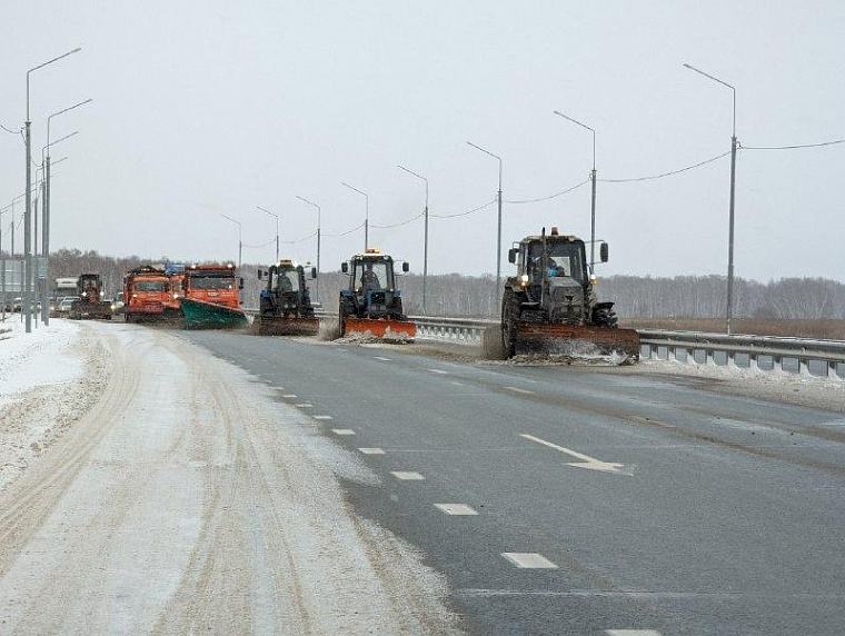 В Новосибирске предстоящей зимой будет использован новый противогололёдный состав