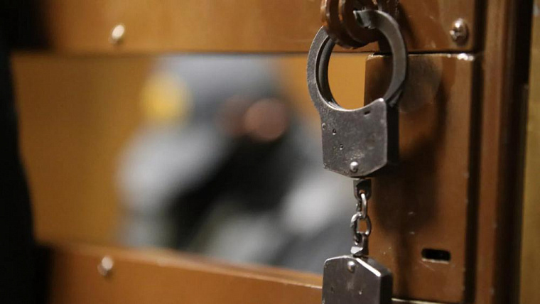 В Красноярске по подозрению в мошенничестве задержан чемпион мира по санному спорту Роман Репилов