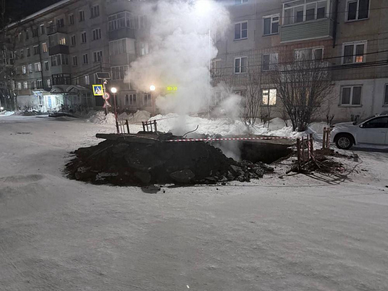 В Бодайбо Иркутской области вновь останавливают котельные из-за прорыва теплотрассы