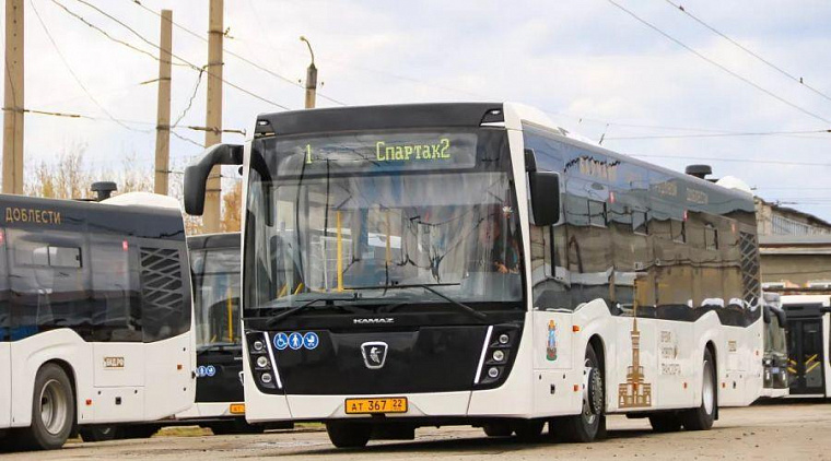 Для Барнаула закупят 130 новых автобусов, 31 из них – в 2026 году