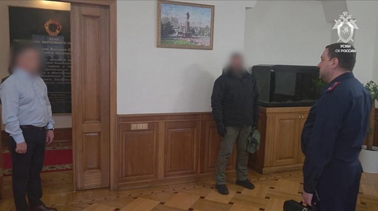Обновлено: В Новосибирске задержали начальника Западно-Сибирской железной дороги по делу о взятке в 50 млн. рублей