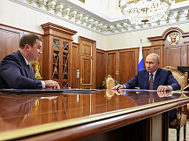Президент Владимир Путин поручил омскому губернатору Виталию Хоценко довести до конца проблему обманутых дольщиков