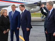 Обновлено: Председатель Совета Федерации Валентина Матвиенко прибыла в Омск с рабочей поездкой
