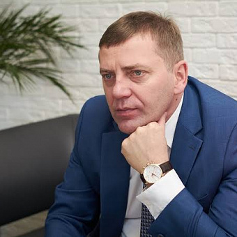 Мэр Бодайбо Иркутской области, в котором зимой произошла самая крупная коммунальная авария, Евгений Юмашев уходит в отставку