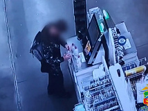 В Новосибирской области мошенники получили доступ к Госуслугам подростка и убедили его поджечь железнодорожную подстанцию