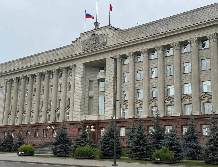 Штат госорганов Красноярского края планируют сократить на 15%