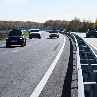 В Омской области открыли обновленный участок стратегической трассы для торговли с Казахстаном 