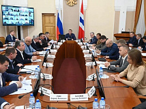 Омск почти полностью очистил остановки от продажи вейпов: в городе из 120 точек осталась лишь одна