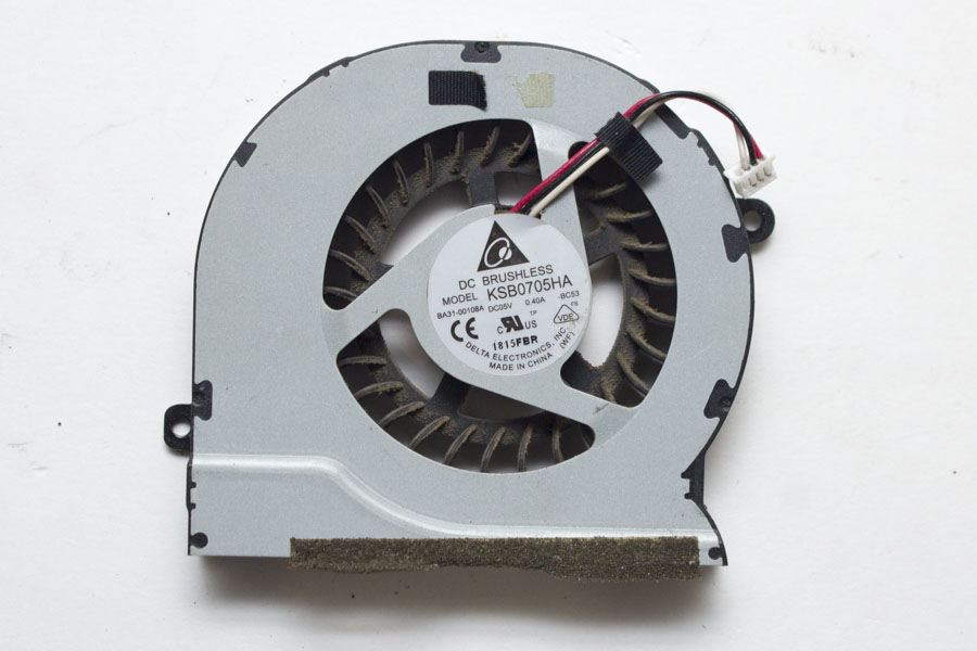 Вентилятор для Samsung NP300E5A KSB0705HA-BC53 BA31-00108A