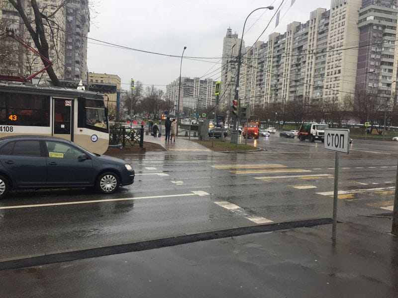 В Москве выпало более четверти нормы осадков, а вечером лужи замерзнут