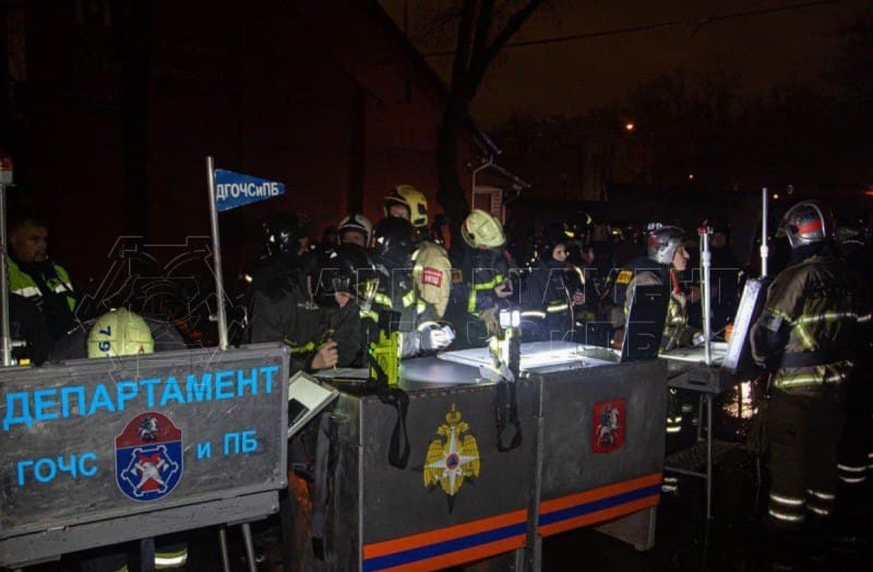 Вчера вечером из жилого дома на Беговой улице из-за пожара пришлось эвакуировать 50 человек