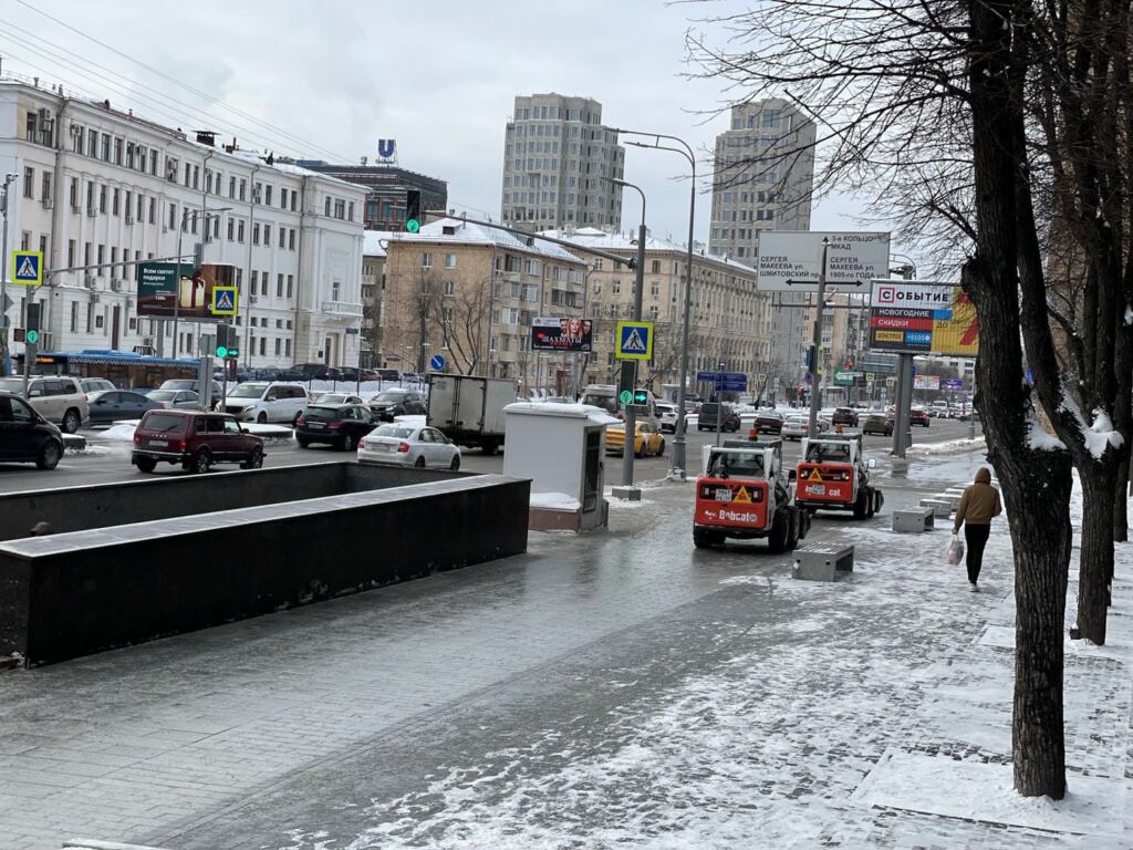 техника, уборка снега, трактор , рабочие, Фото Наталии Бахаревой