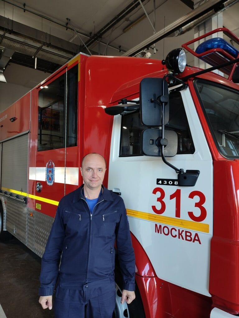 Денис Король. Фото пресс службы Департамента ГО чС и пожарной безопасности города Москвы